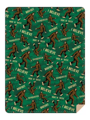I Believe In Bigfoot Throw Blanket
